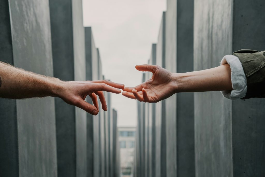 toa-heftiba-_UIVmIBB3JU-unsplash Home